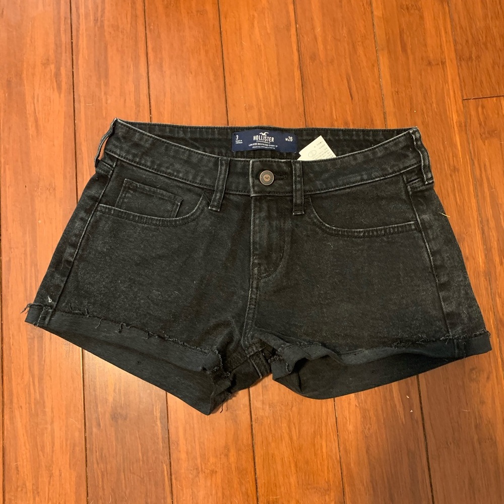 Hollister low rise boyfriend shorts